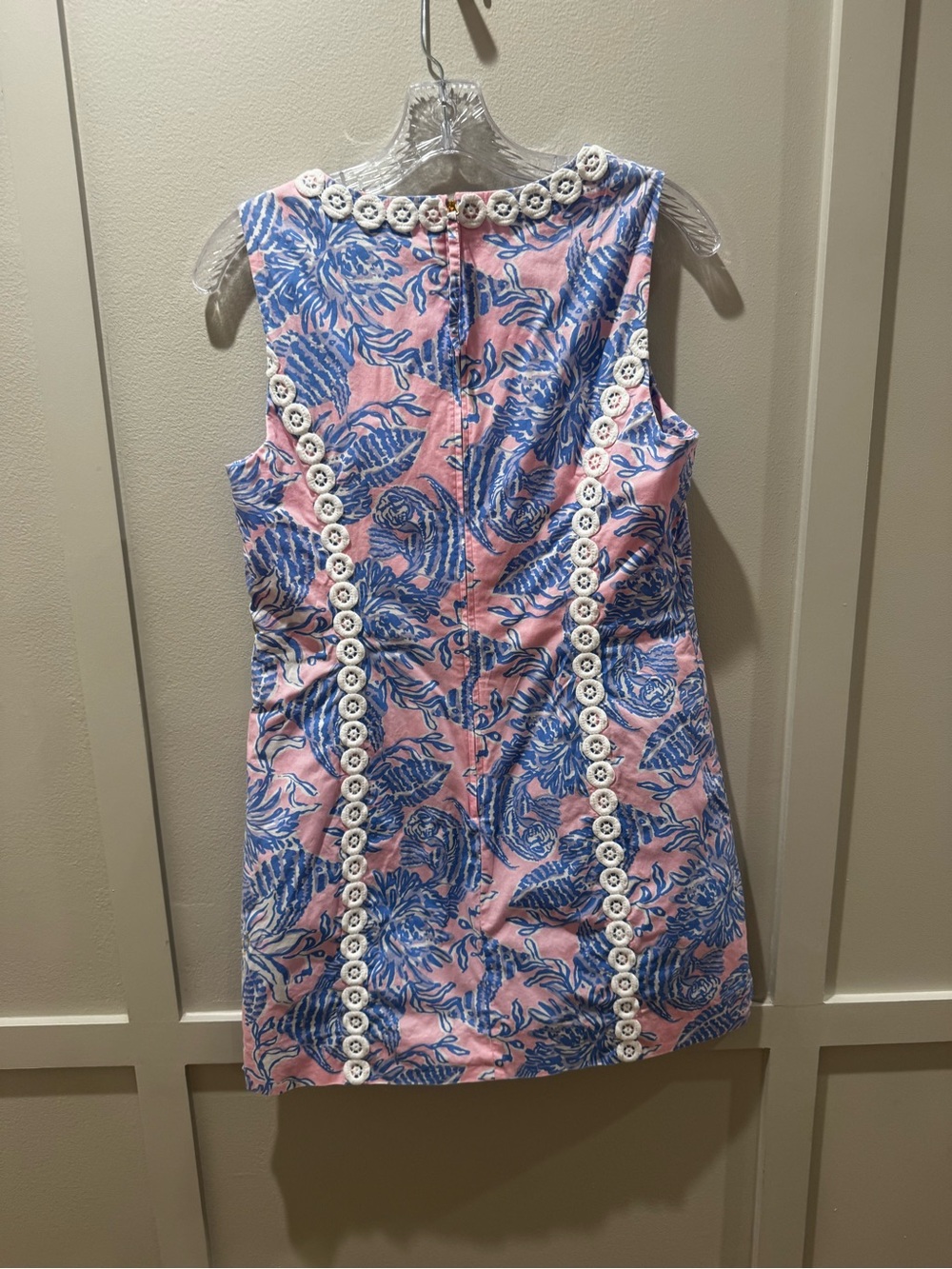Lilly Pulitzer - Picture 3 of 4